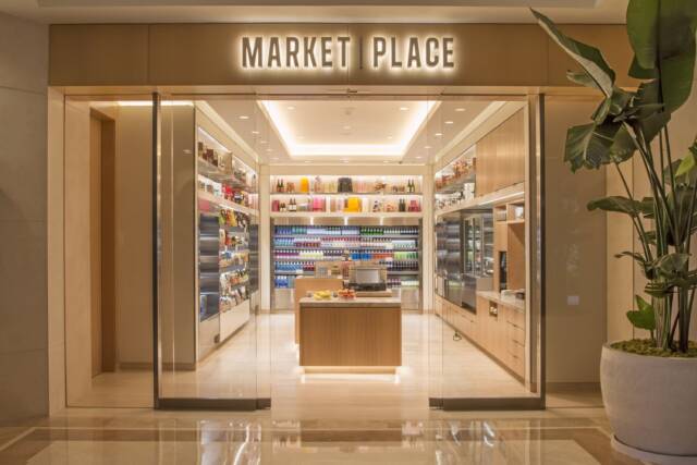 IH Market Place CB IMG 2383 r1 F